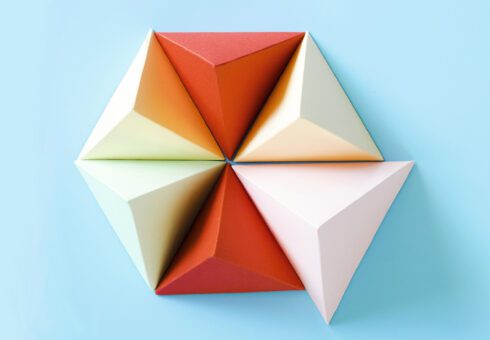 3D hexagon shape made up of 6 origami 3D triangles